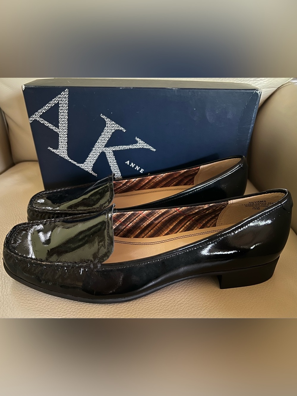AK Anne Klein iFlex AKVAMA Black Patent Loafers Women's Size 10M NIB